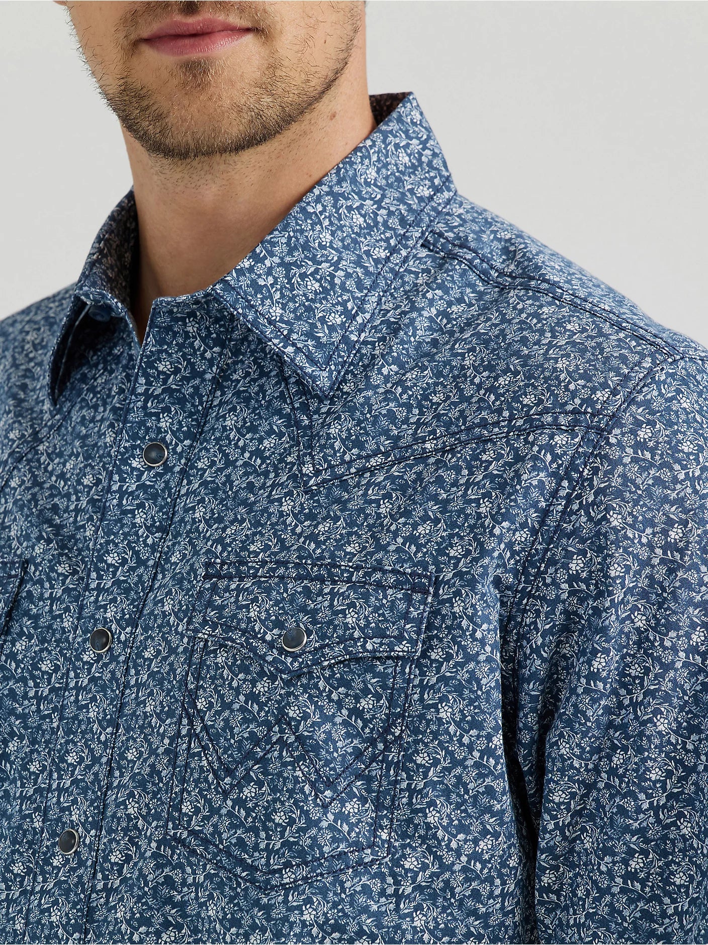 Wrangler Retro Simply Navy Premium Long Sleeve Snap Shirt