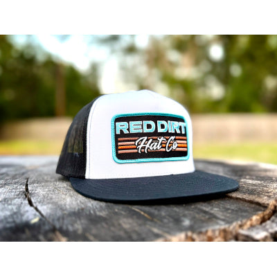 BLACK WHITE 5 PANEL BETWEEN THE LINE RED DIRT HAT