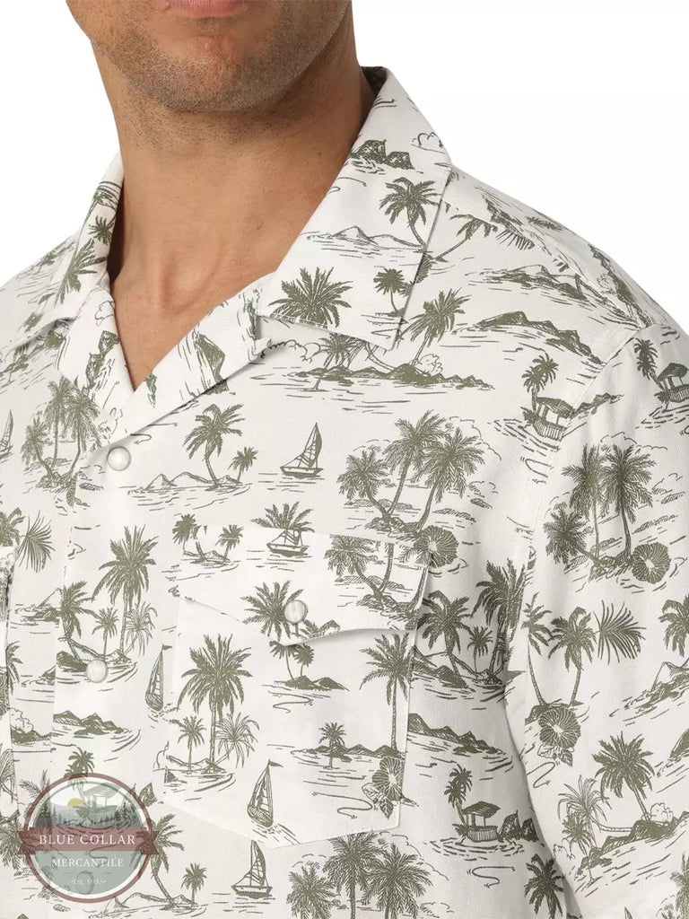 Wrangler® Coconut Cowboy Snap Front Camp Shirt