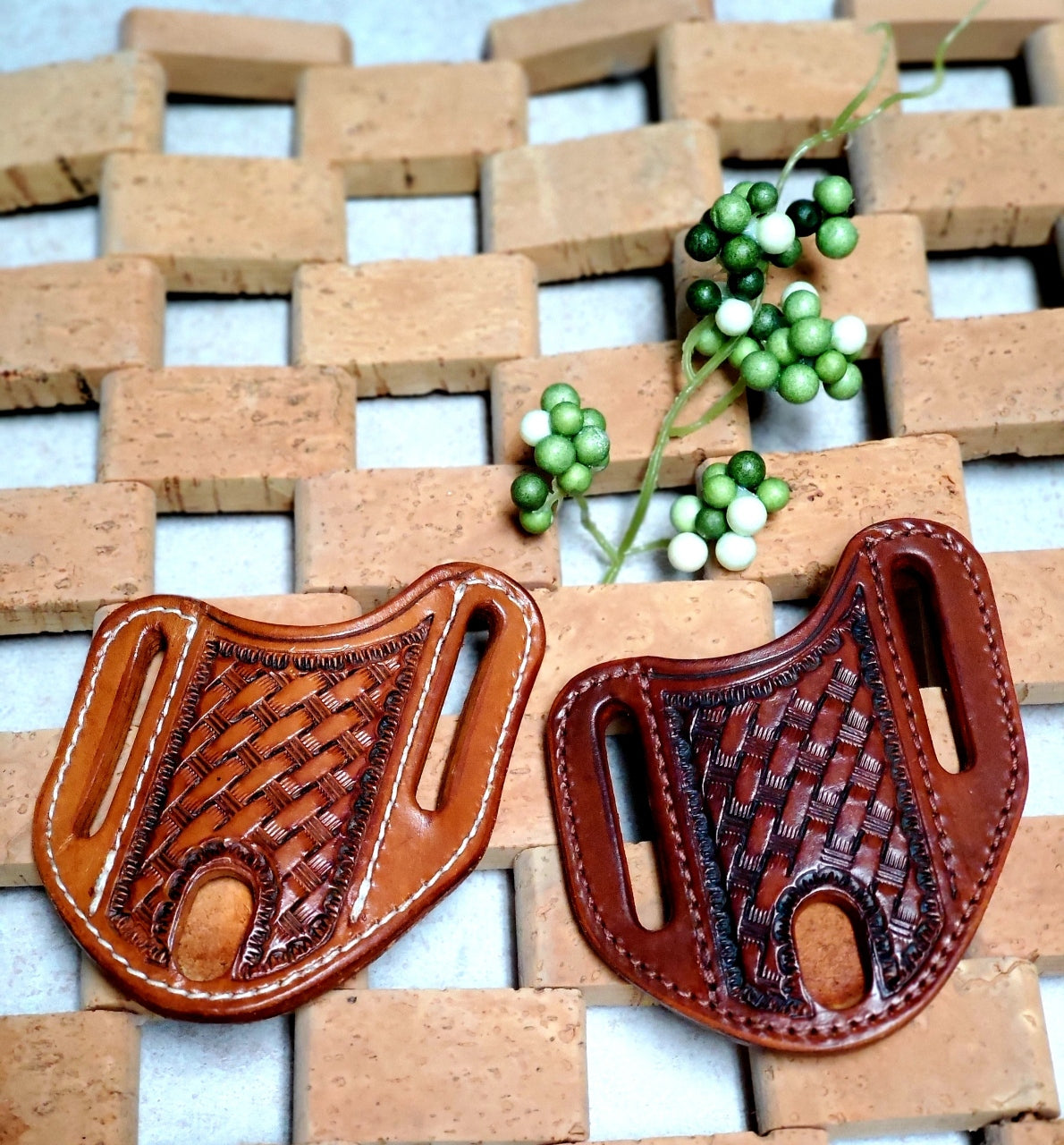 BASKETWEAVE LARGE LEATHER KNIFE SHEATH